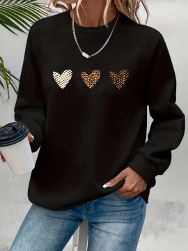 Plus Size Heart Print Sweatshirt, Casual Long Sleeve Crew Neck Pullover Sweatshirt, Women's Plus Size Clothing