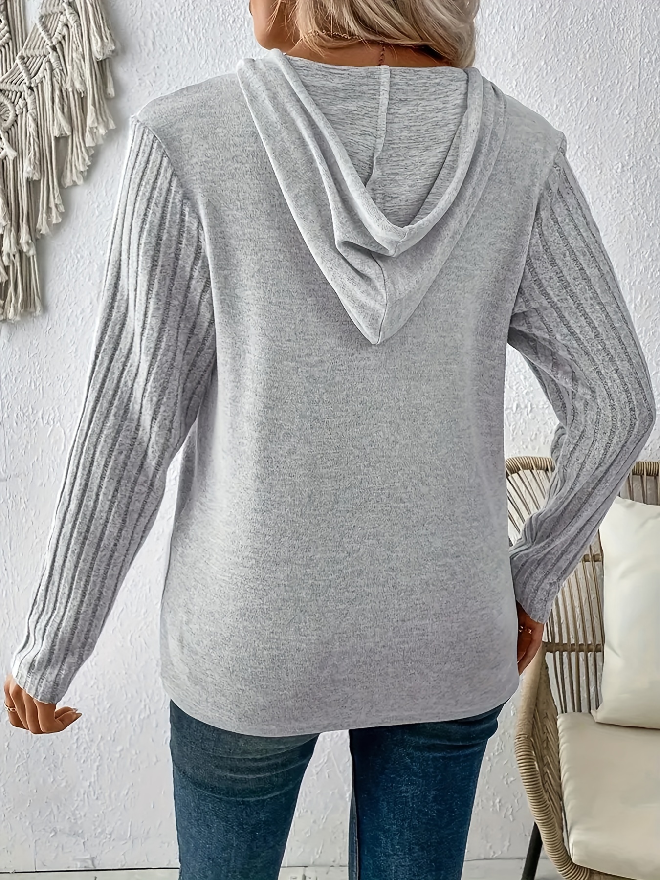 womens   color hoodie with kangaroo pocket long sleeve stretchy polyester       details 1